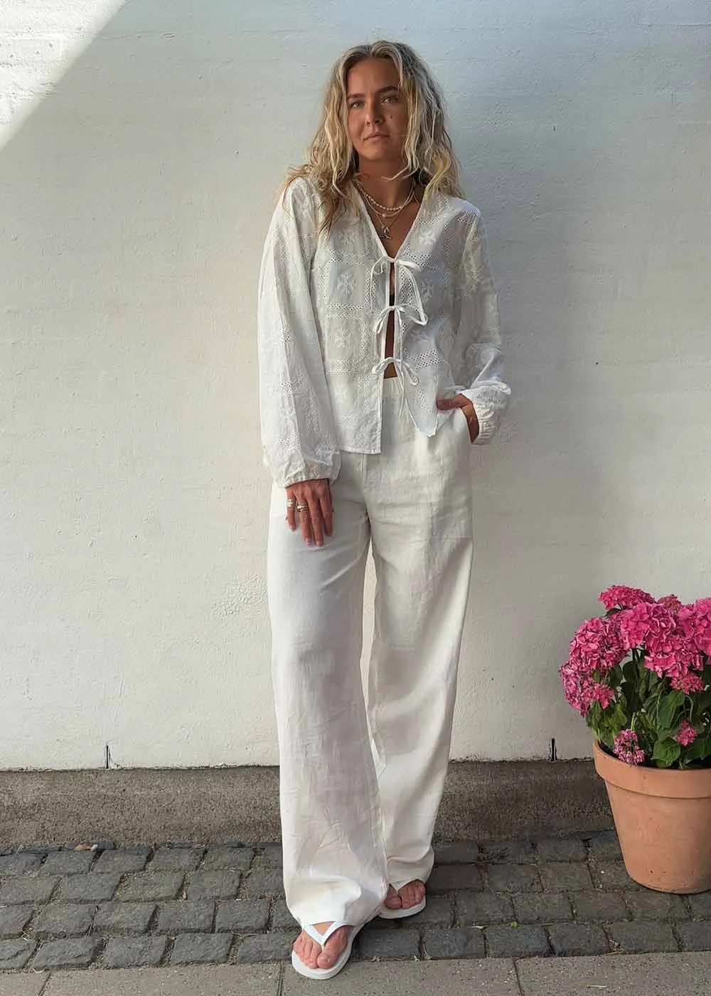 TulsiMD pants - Soft White